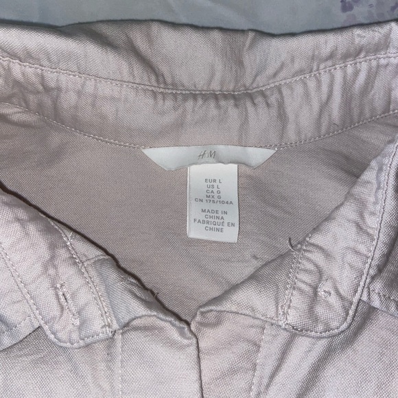 H&M Oversized Button Shirt - Picture 2 of 2